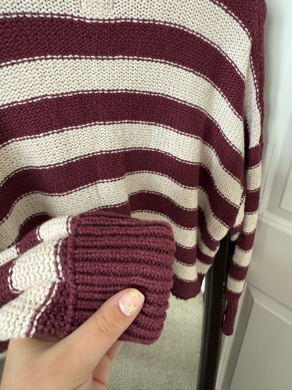 Billabong Striped Cropped Knobby Knit Sweater Size Large - Picture 5 of 6